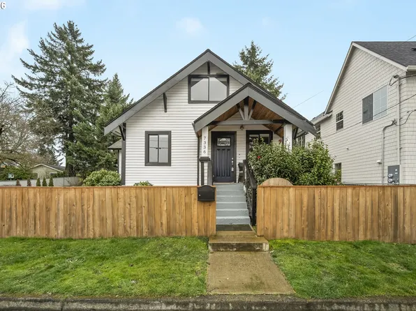 7336 SE Bybee Blvd, Portland, OR 97206