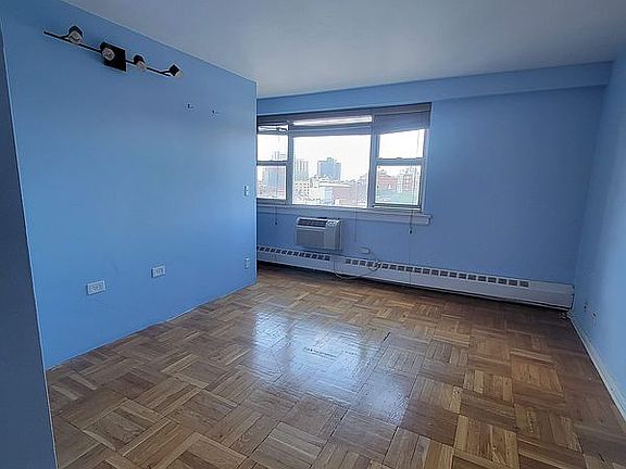 3rd image of 89-0 170th St #11N