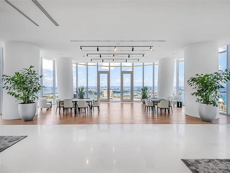 300 Biscayne Boulevard Way #2802 — Photo 61