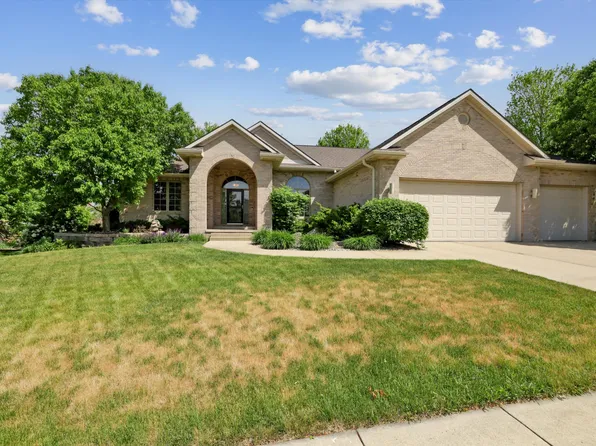 3201 Foxley Dr, Ames, IA 50010