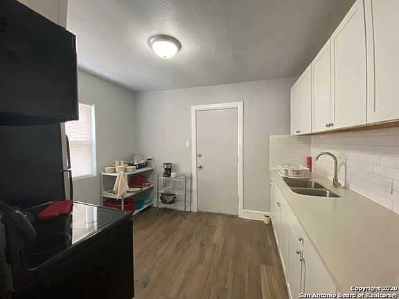 5th image of 907 Donaldson Ave #1