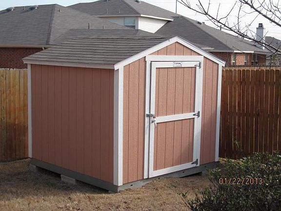 4th image of 6209 Saint James Pl