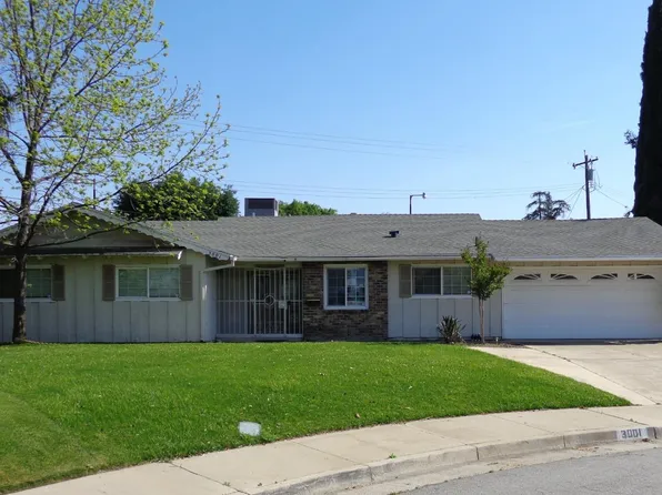 3001 Peach Tree Ct, Bakersfield, CA 93301
