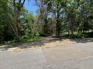 3 Robin Rd, Cedar Hill, TX 75104