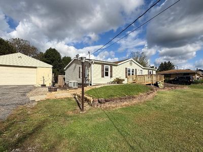 678 Genteel Ridge Rd, Wellsburg, WV, 26070