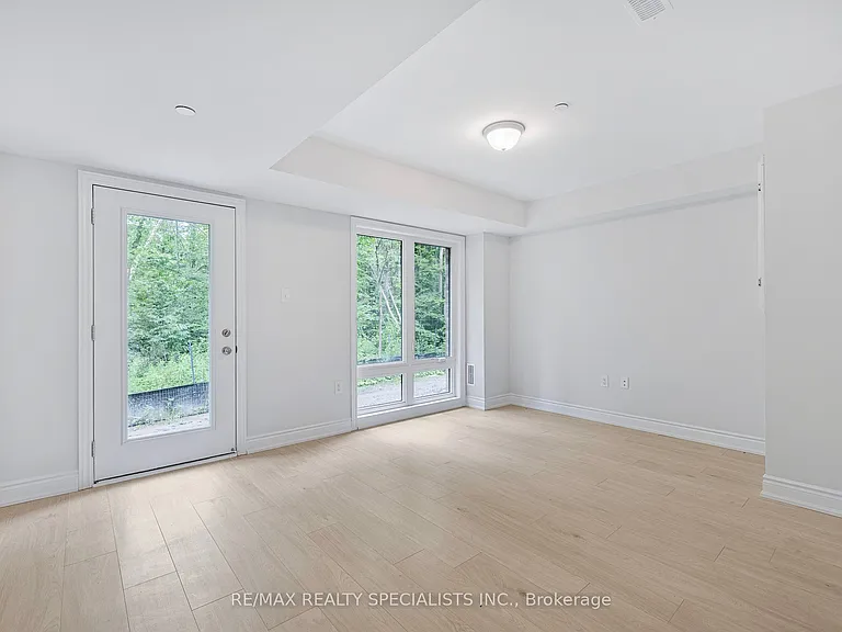 95 Marina Village Dr — Photo 7