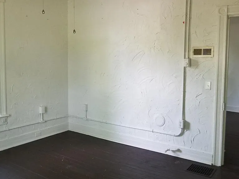 2446 Birch Ave #B — Photo 6