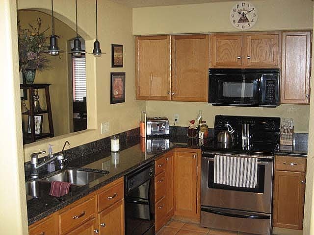 2nd image of 4333 E Rosemonte Dr