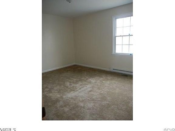 3rd image of 311 Bull Run Dr