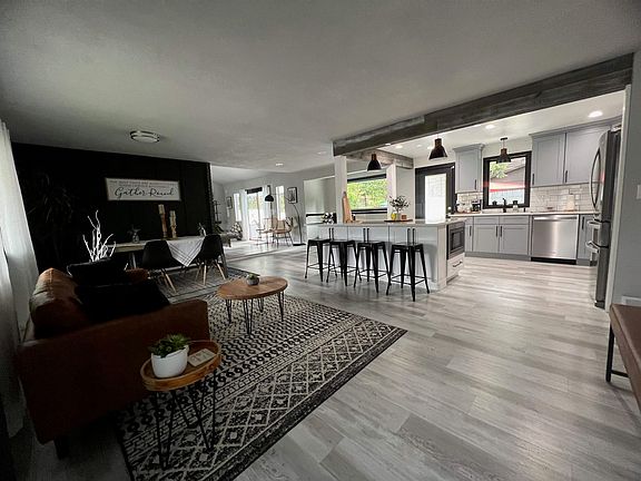4th image of 7415 N Country Homes Blvd