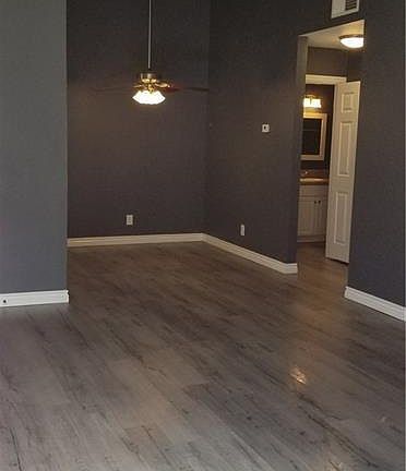 3rd image of 1265 Kendall Dr #G11