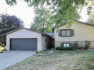1010 20th Ave, Coralville, IA 52241