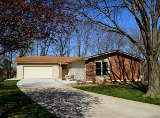 12 Strafford Dr, Saint Peters, MO