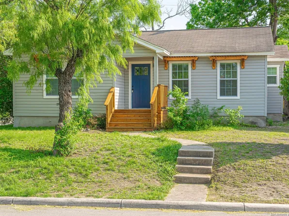 1502 W Lullwood, San Antonio, TX 78201