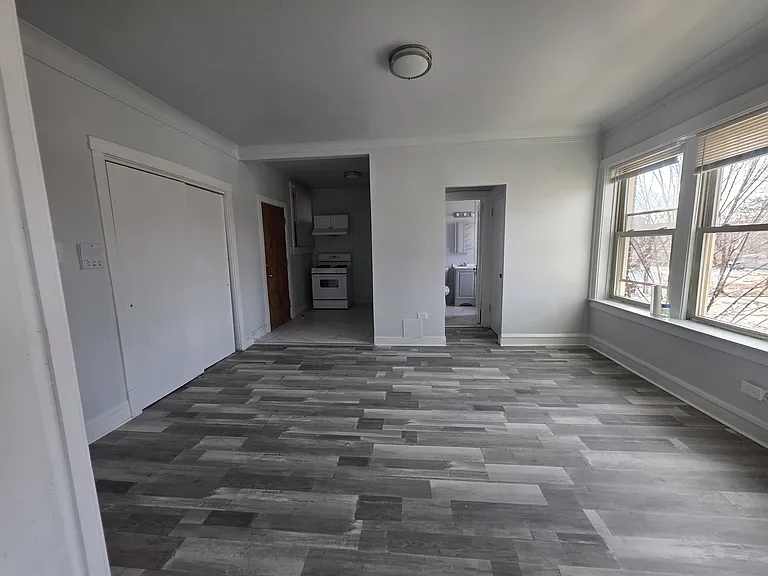 55-2W_living rm2_02162026