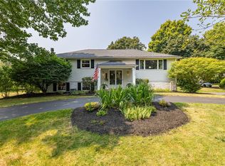 649 Apple Grove Cir, Webster, NY 14580