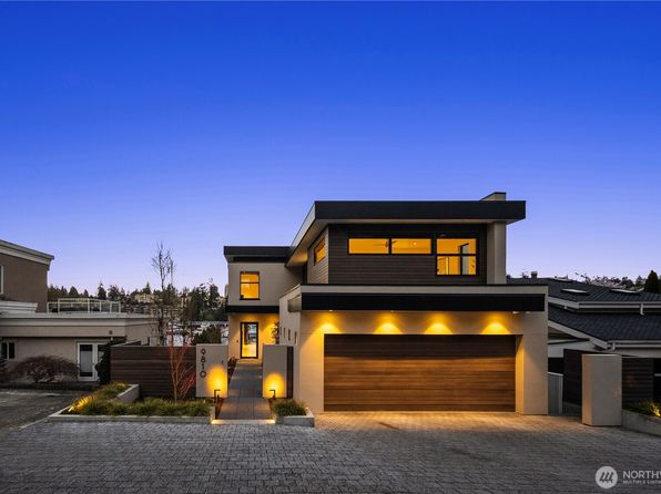 9810 SE Shoreland Drive, Bellevue, WA 98004