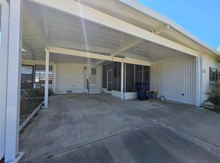 1227 Nassau Cir, Tavares, FL 32778