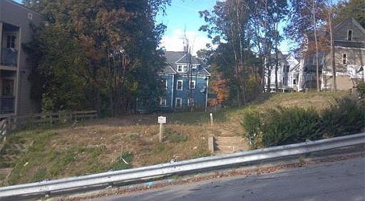 2nd image of 5 Forbes St