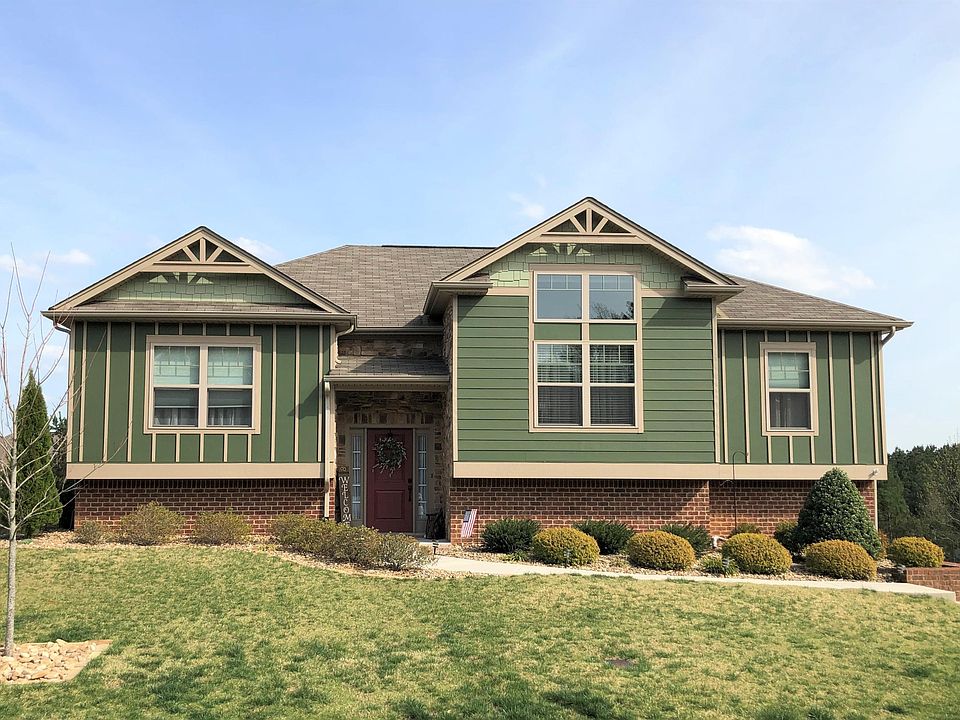 1st image of 575 Sir Carlos Dr #117