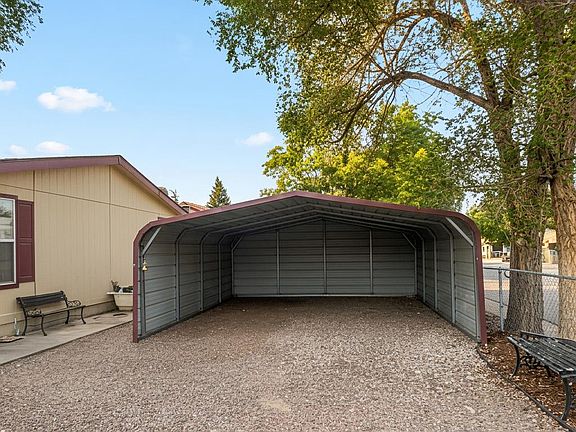 3rd image of 601 N Ln