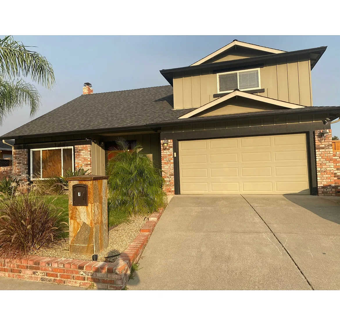 Encina Pl, Pittsburg — Photo 1