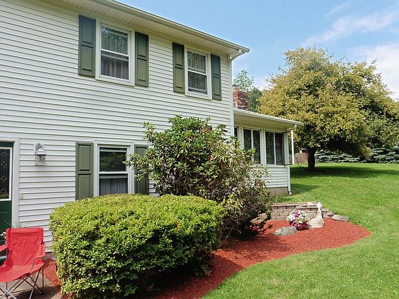 2nd image of 1669 Glenwood Rd