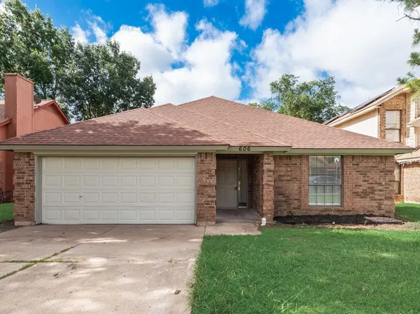 606 Oakland Hills Dr, Arlington, TX 76018