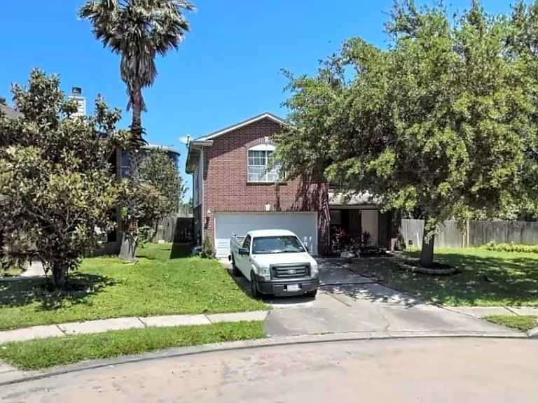 17002 Westminster Village Ct — Photo 1