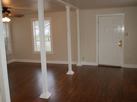 2nd image of 3309 Townsend Dr