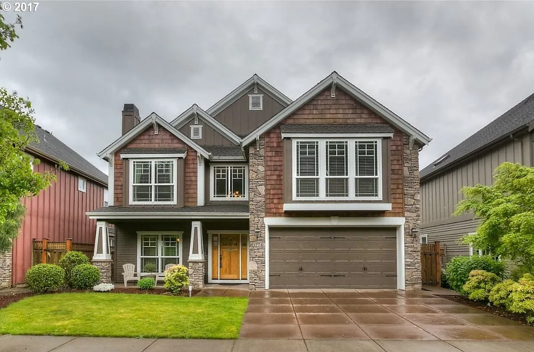 4 bed, 3224 sqft, $3,800 — Photo 1