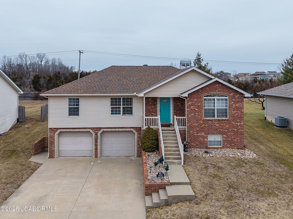 1st image of 4028 Scarborough Way