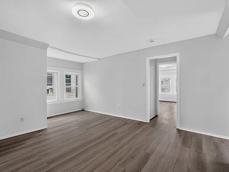 854 S 15th St #3 — Photo 5