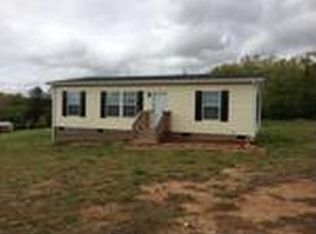 157 Hickory Point Rd, Mount Airy, NC 27030