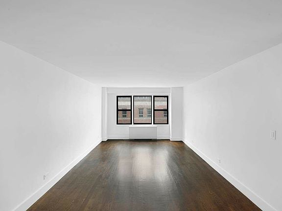 2nd image of 220 E 63rd St #4MM