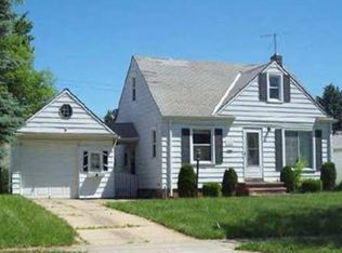 15601 Rockside Rd, Maple Heights, OH 44137