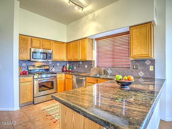 3rd image of 474 N Daystar Mountain Dr