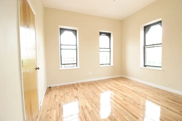 Rented by Peace of Mind Realty | media 2