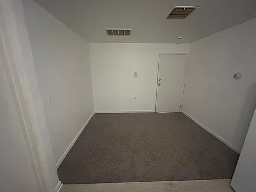 26 Library St #1B Photo 1