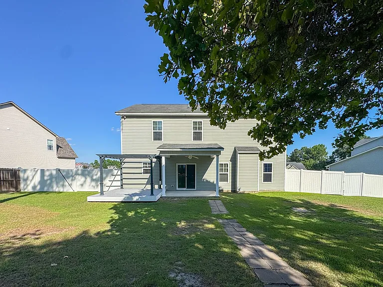 172 Huzzas Cir — Photo 42