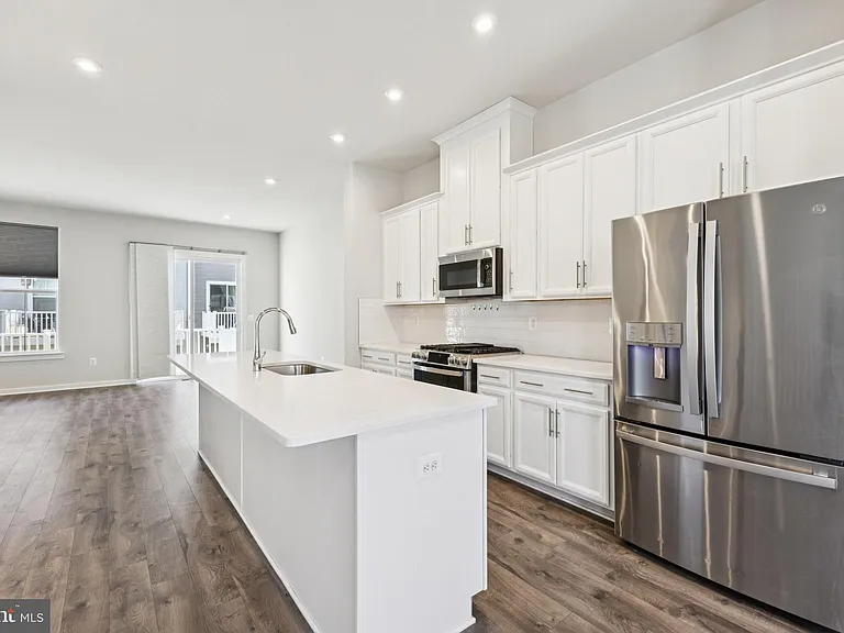 1697 Beech Leaf St — Photo 8