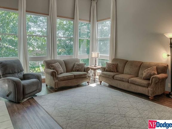 3rd image of 1805 Deerfield Way