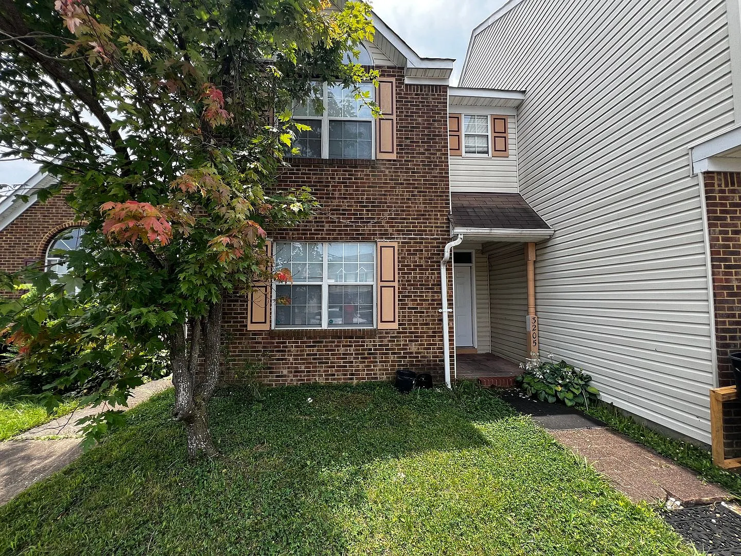 Townhome For Rent In Virginia Beach — Photo 1