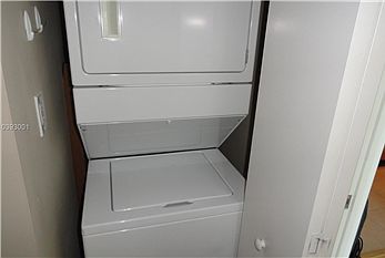 5th image of 325 Biscayne Blvd #3016