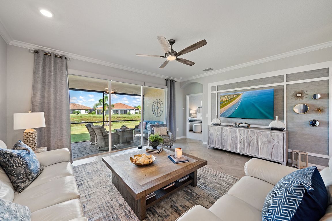 Spacious Living Room - Lake Views