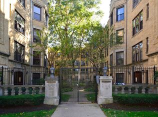 1215 W Lunt Ave APT 3B, Chicago, IL