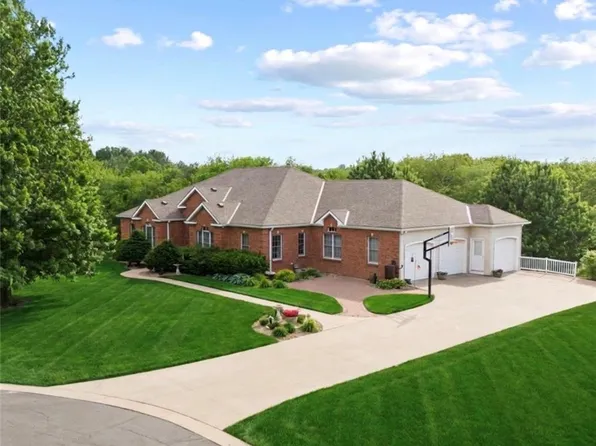 19704 NE Red Oak Blvd, Saint Joseph, MO 64505