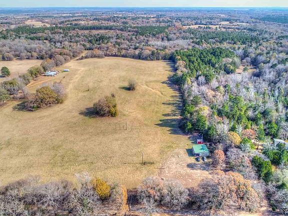 2nd image of 807 County Road 3808