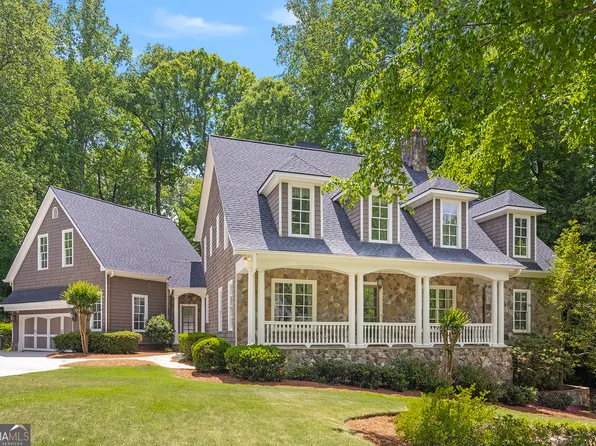 1863 Baynham Dr, Dunwoody, GA 30338