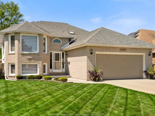 12465 Lanoue St, Tecumseh, ON N8N 1N4